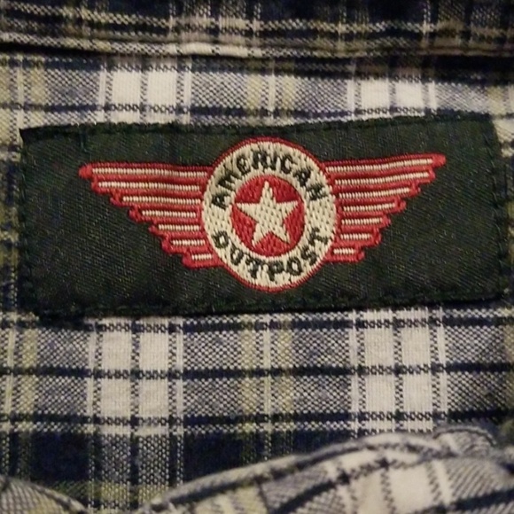 3/$20 American outpost L long sleeve w/pocket - Picture 3 of 7